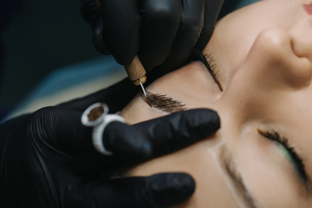 Microblading eyebrows with precision tool